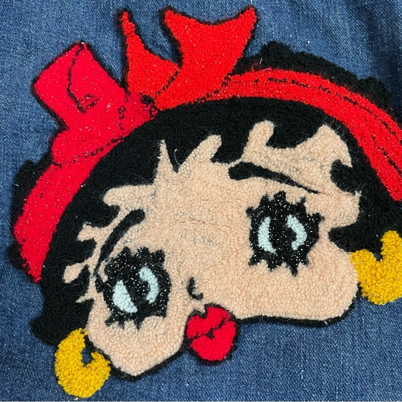 VINTAGE Blue Denim LEE Cut-Off BETTY BOOP Embellished JEAN JACKET Vest - Picture 3 of 4